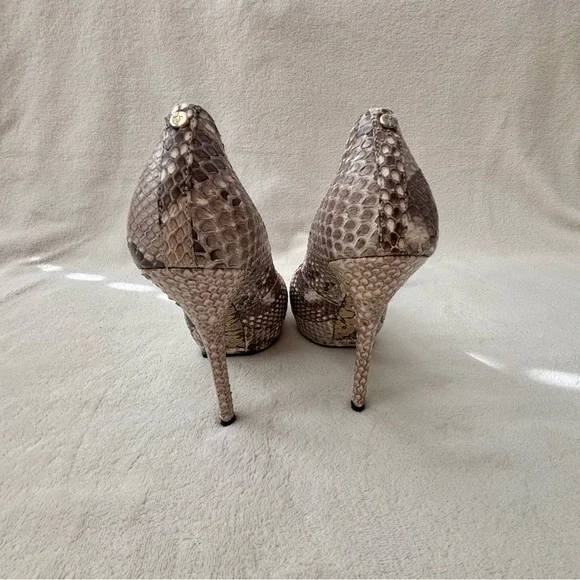 Stunning Cesare Paciotti Python Platform Heels - Picture 9 of 12